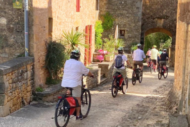 Viaggio medievale di andata e ritorno tra le valli del Lot e della Dordogna